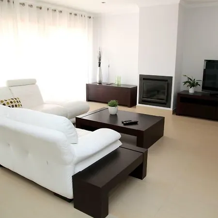 20 Da - With Terrace Apartment