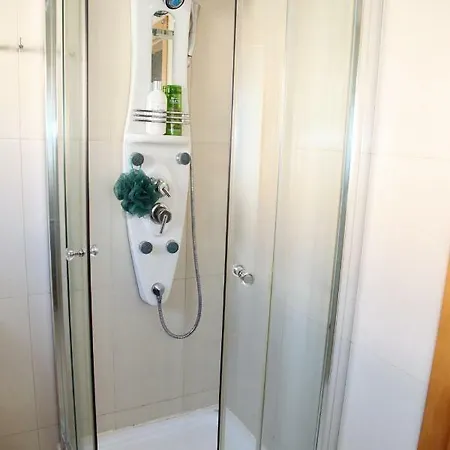 20 Da - With Terrace *